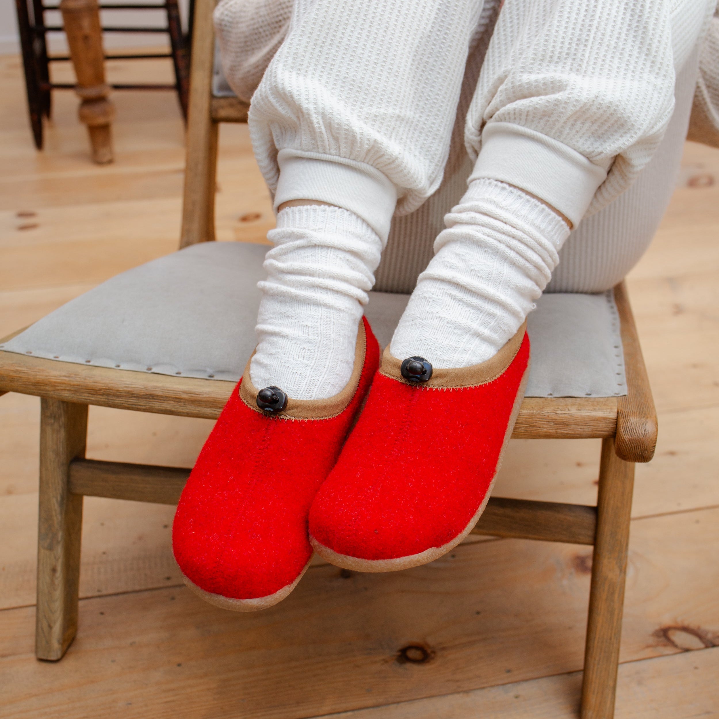 Samso Women's Slipper in Red - Sanita