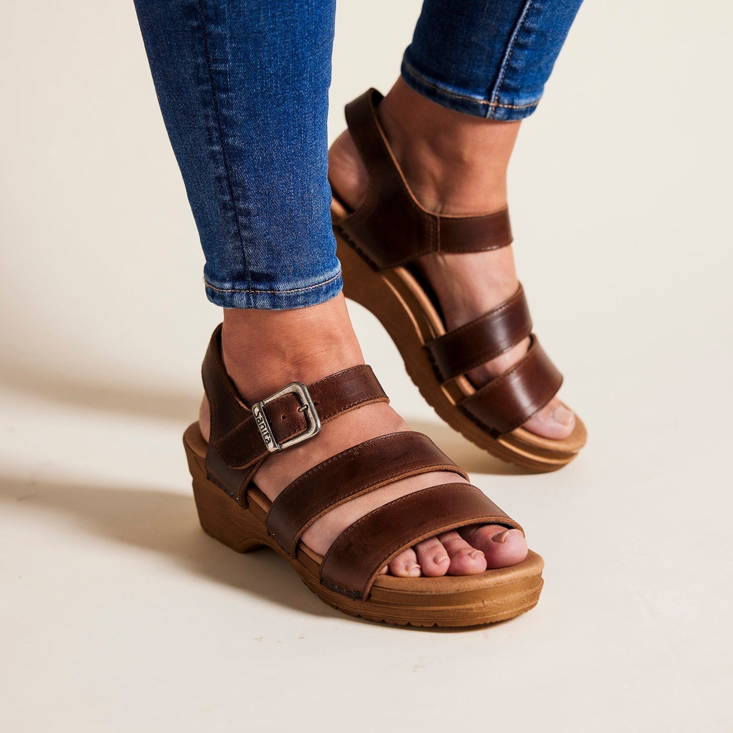 Sesso Women's Sandal in Brown - Sanita