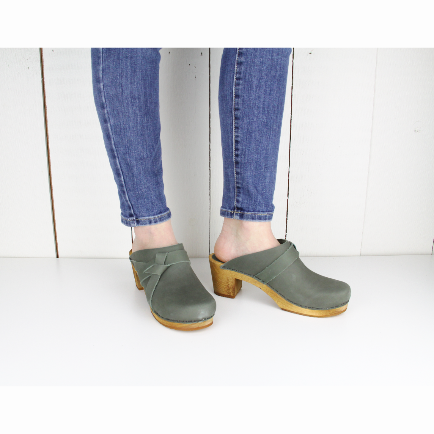 Womens open 2025 back clogs