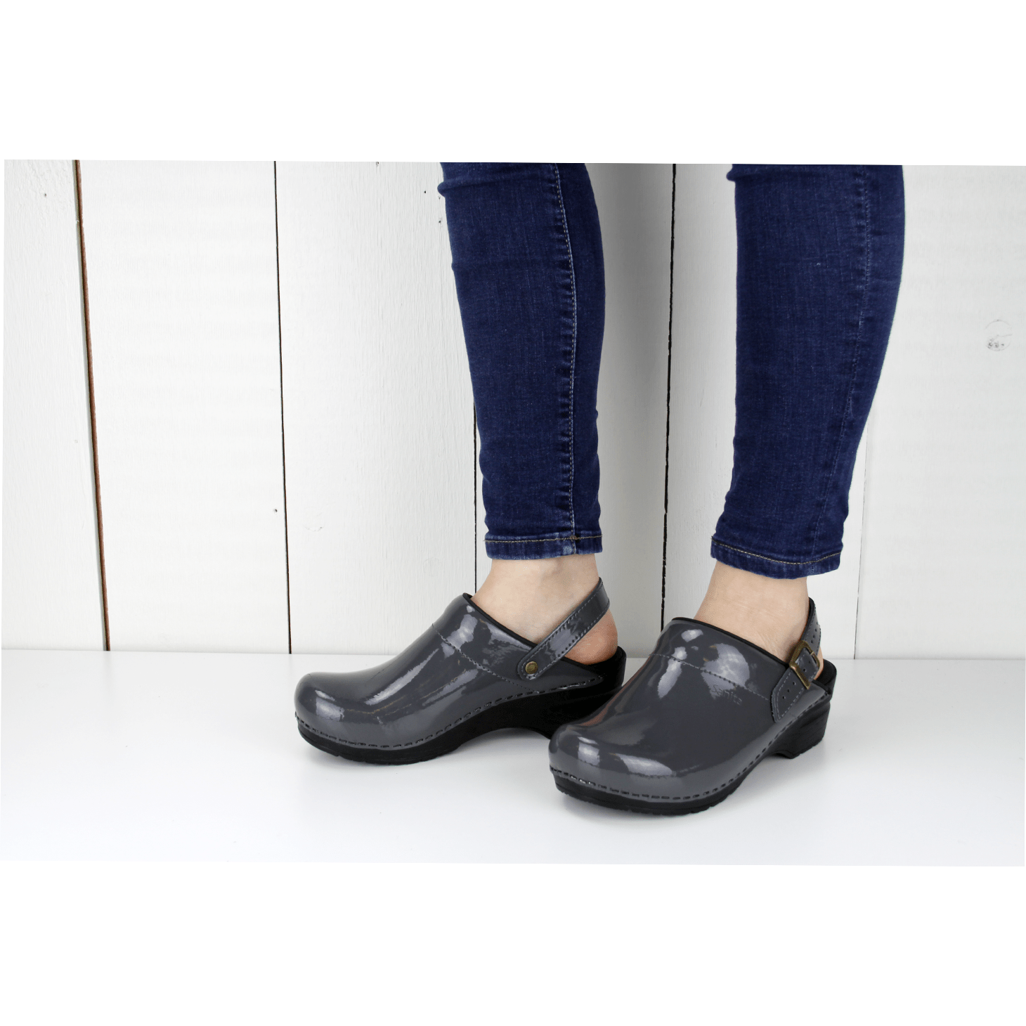 Sanita 2025 backless clogs