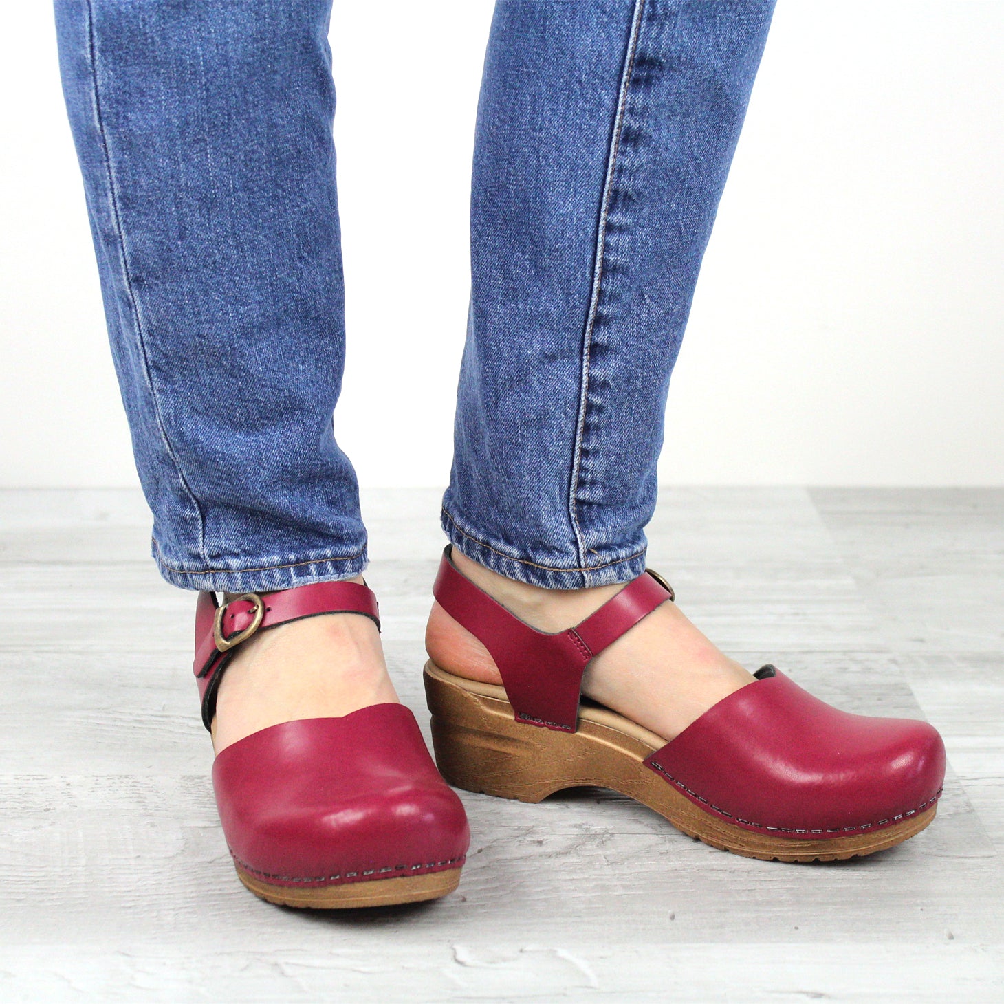 Sanita サニタ Sanita Sansi レディース クロッグ Raspberry