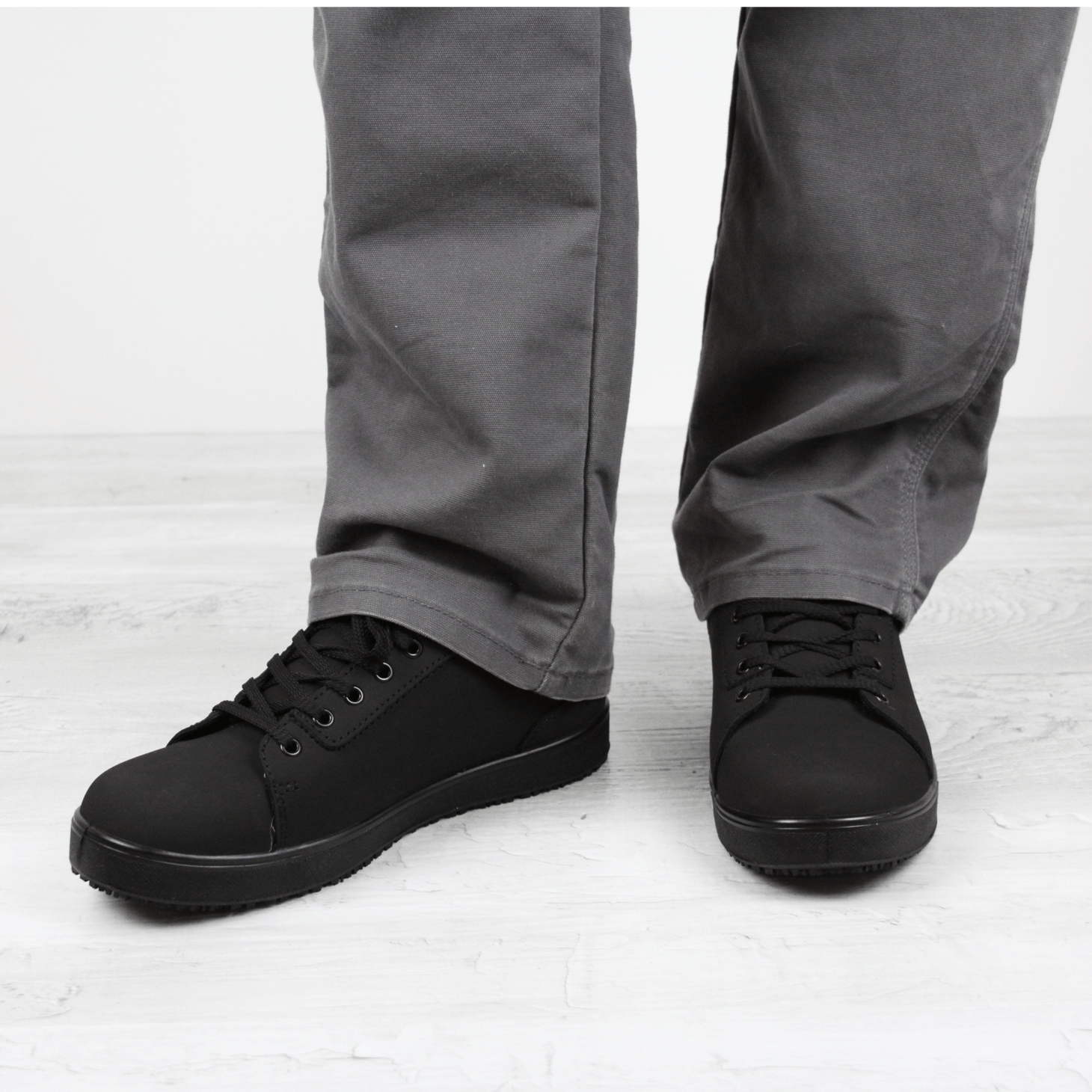 VANS - Atwood Sneakers Scarpe Unisex Nero Skate Imbottite Nero 36 VANS - Atwood Sneakers Scarpe Unisex Nero Skate Imbottite Nero 36