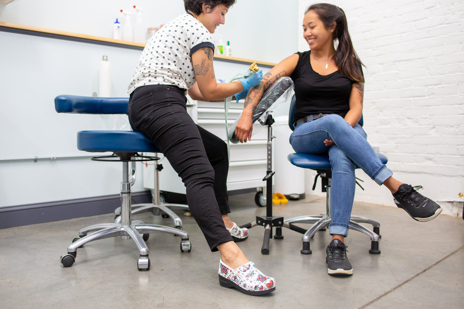 My Sanita Style with Yennika, Tattoo Artist