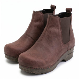 Sanita Hudson Women's in Antique Brown Closed Back Clog