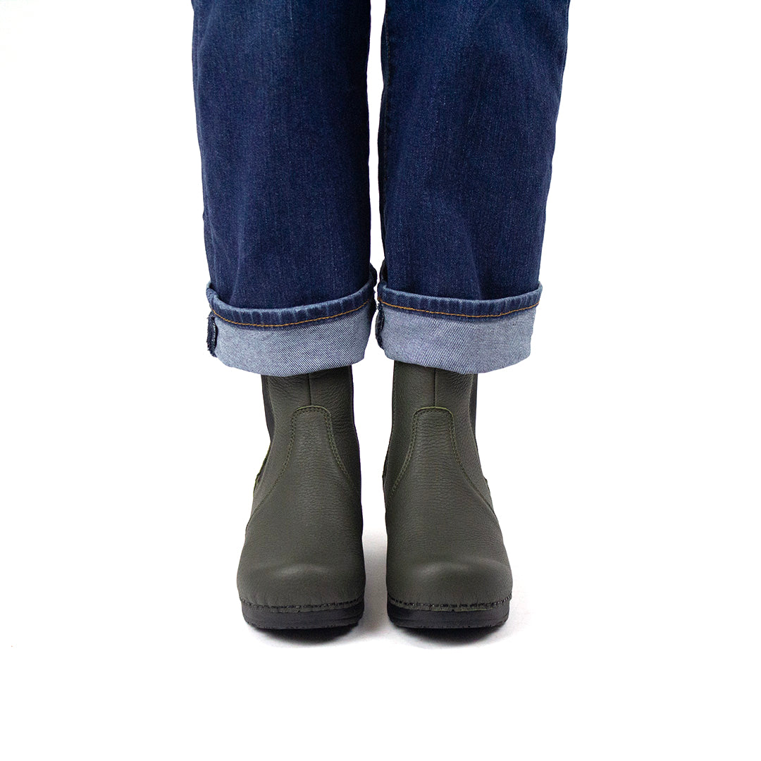 Aalbek Women's Boot in Olive