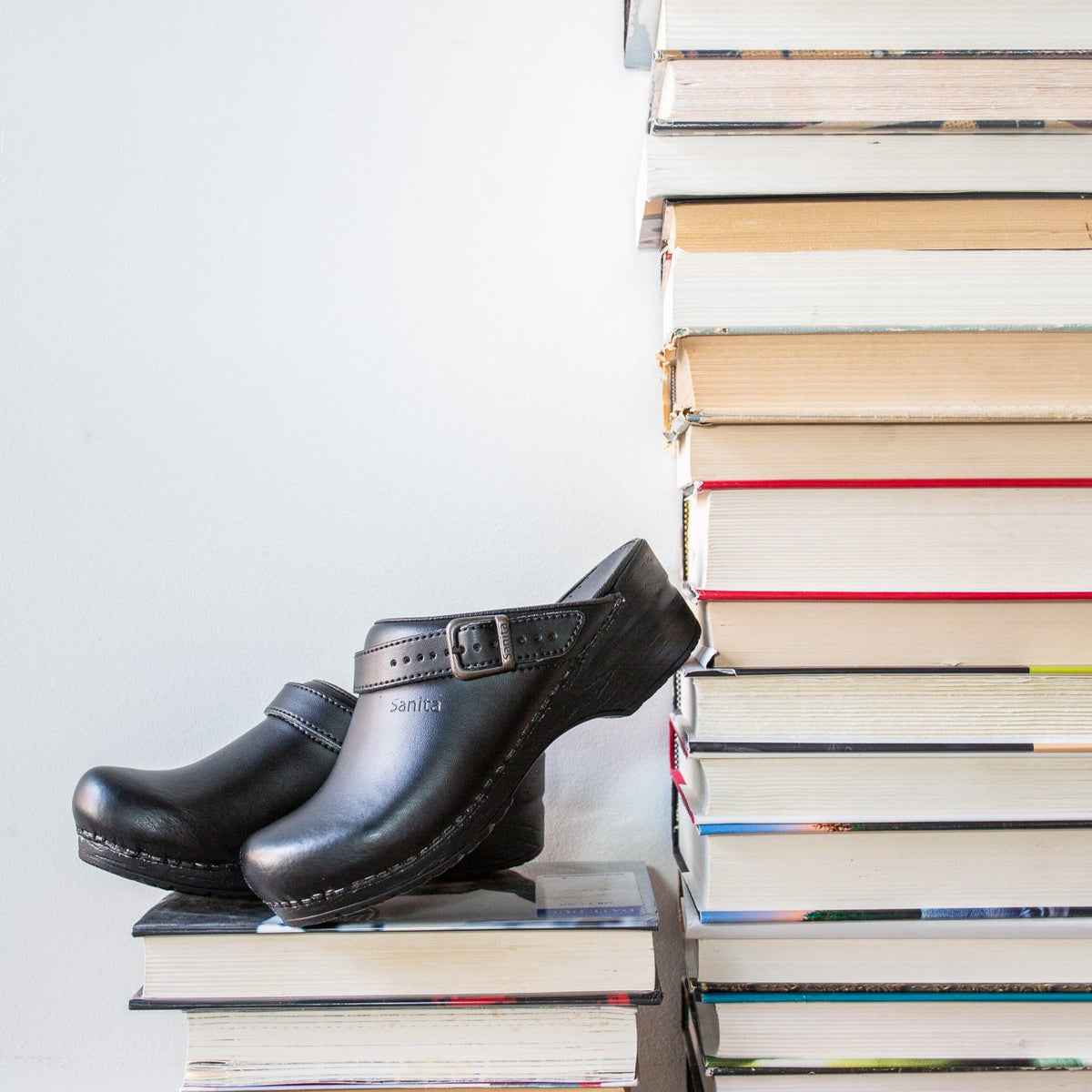 Sanita Ingrid PU Women&#39;s Clog in Black Open Back Clog