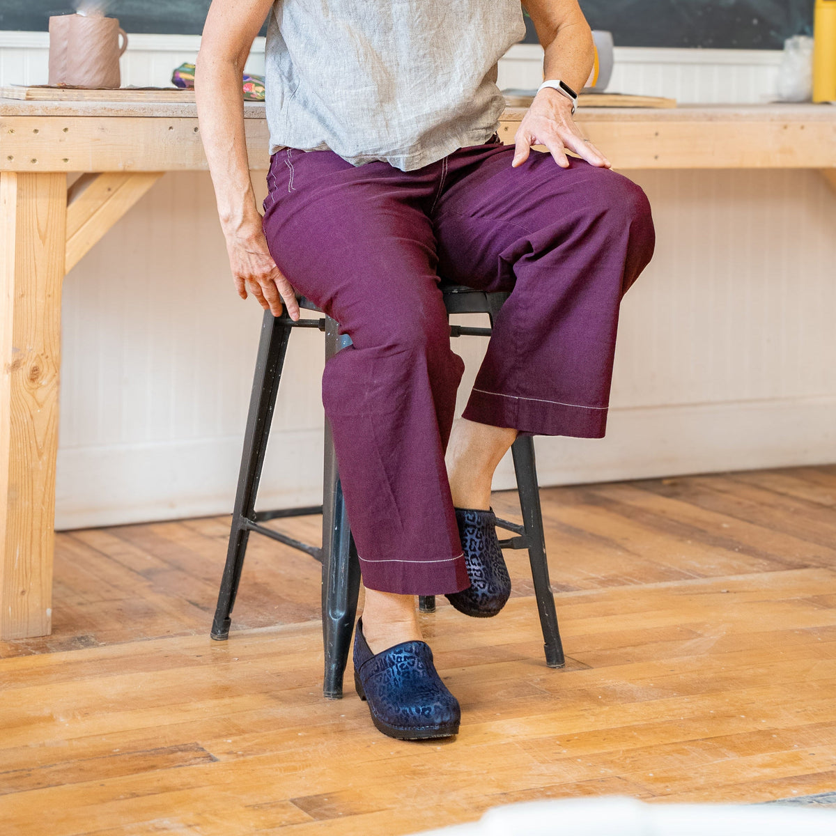 Sanita Pardus Women&#39;s Clog in Navy Closed Back Clog