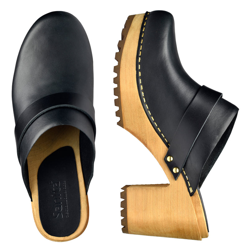 Peleni Women's Wood Clog in Black - Sanita