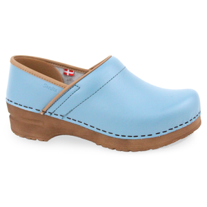 Sanita Pro. PU Women&#39;s Clog in Teal Closed Back Clog