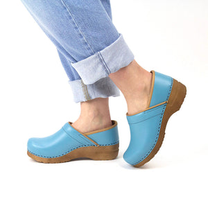 Sanita Pro. PU Women&#39;s Clog in Teal Closed Back Clog