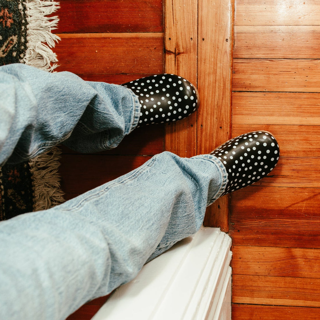 Roxbury Women's Clog in Black | Sanita