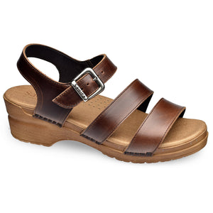 Sanita Sesso Women&#39;s in Brown Sandal