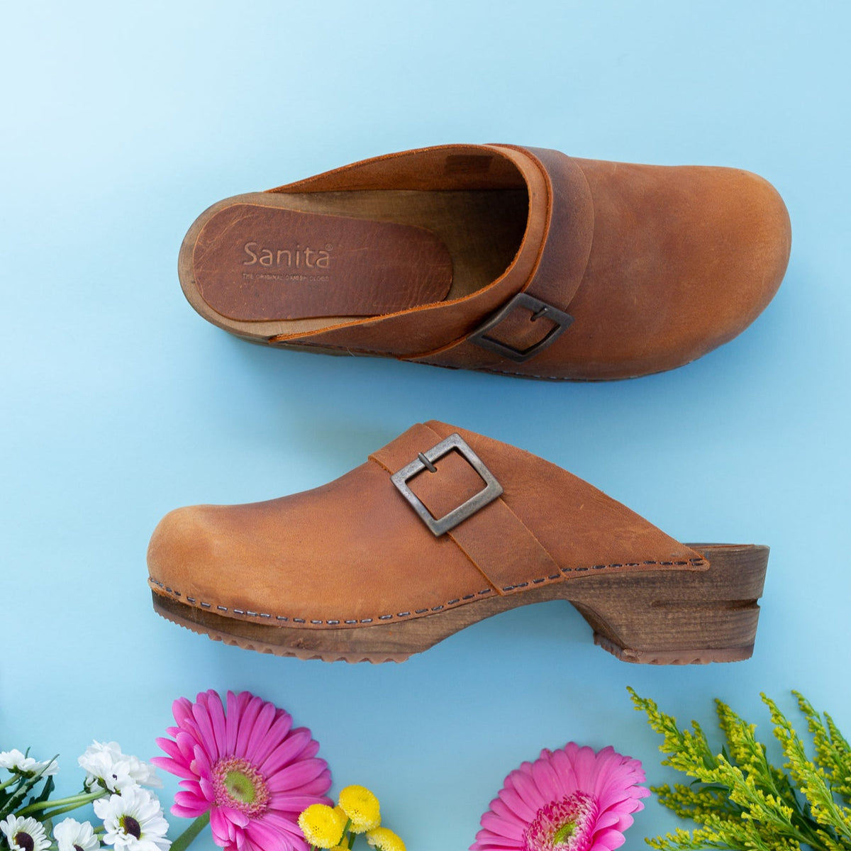 Sanita Urban Women&#39;s Wood Clog in Chestnut Open Back Clog