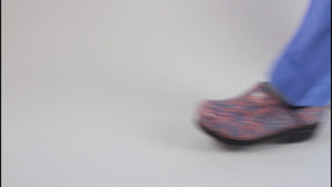 Sanita Bella Women&#39;s Closed Back Clog