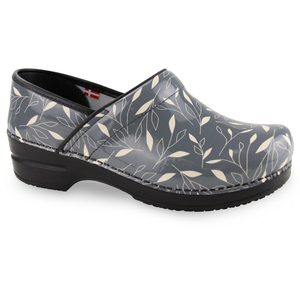 Sanita Campton Women&#39;s Clog in Steel Closed Back Clog