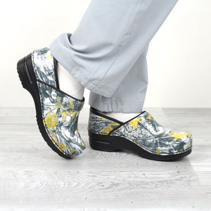 Sanita Flyway Women&#39;s in Yellow/Grey -  Avail Spring &#39;23