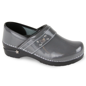 Sanita Lindsey Women&#39;s in Steel Closed Back Clog