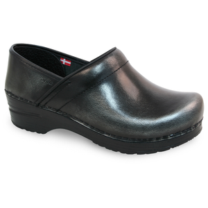 Sanita Pro. Cabrio Women&#39;s in Grey Closed Back Clog