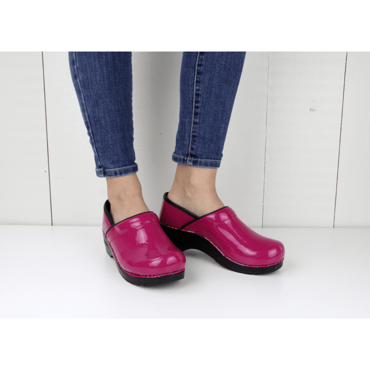 Pro. Patent Women s in Fuchsia Sanita