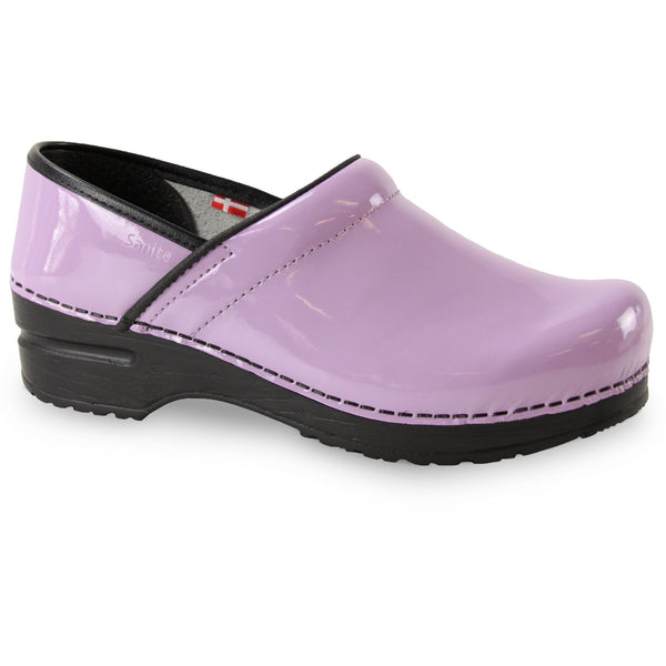 Sanitas shoes outlet near me