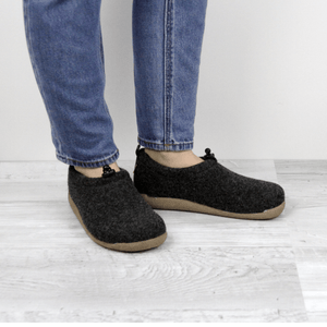 Sanita Lodge Shoe Unisex in Charcoal Slipper